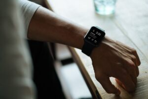 Read more about the article Wearable Tech Revolution: Exploring the Latest Trends in Fitness Trackers and Smartwatches